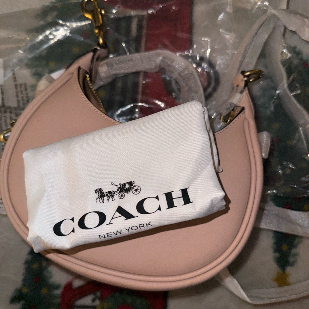 NWT Coach mini Jonie
